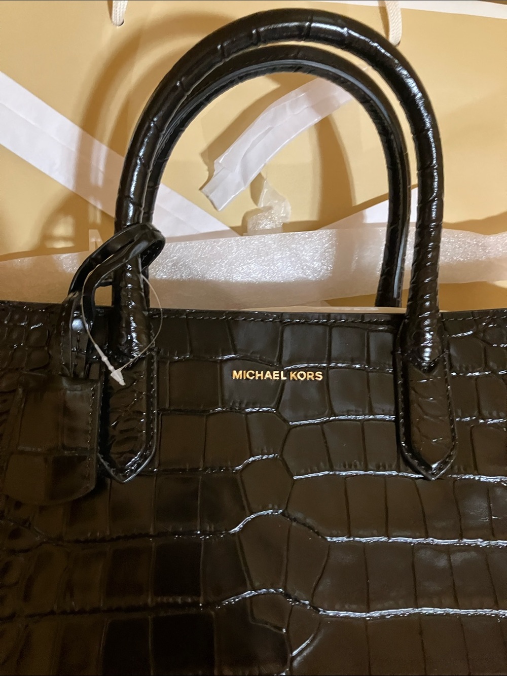 Michael Kors Scarlett MD EW Satchel Black Croc-Embossed Leather - Picture 3 of 8
